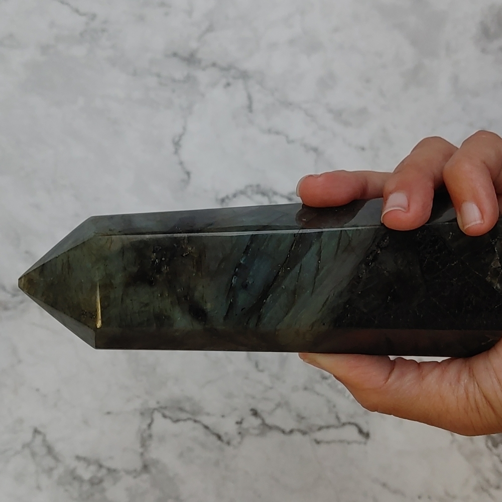 Labradorite Tower - Picture 3 of 4